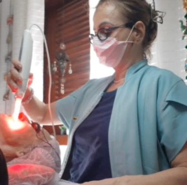 Foto de resultado de Jato de Plasma para manchas e flacidez