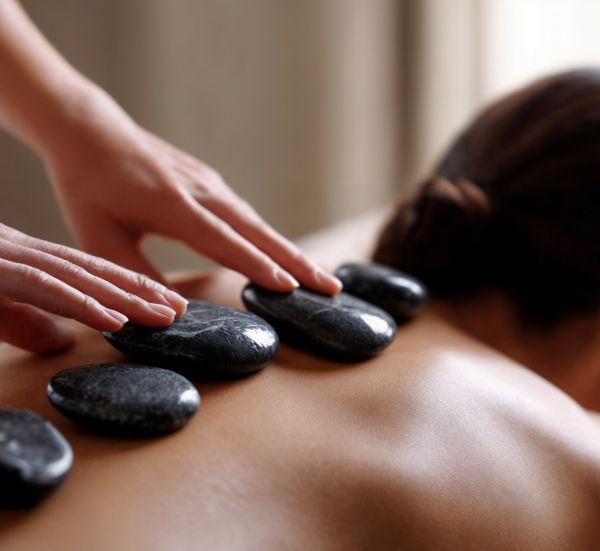 Massagem Pedras Quentes